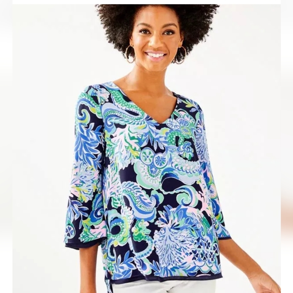 Lilly Pulitzer FLORIN REVERSIBLE 3/4 SLEEVE TOP Bright Navy Sirens and Spirits
